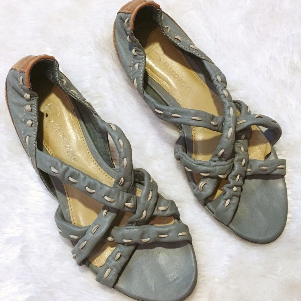 B. Makowsky Leather Sandals 6.5